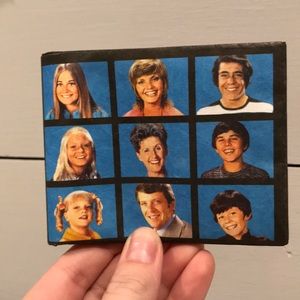 BRADY BUNCH MIGHTY WALLET 🌸🌸